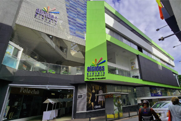 Shopping Mall Gulliver or Something great is coming!